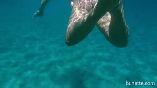 Baseinas su mano butt plug vandenyne