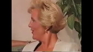 Madura 50 años gangbang Ella es jefa de mujeres calientes y calientes