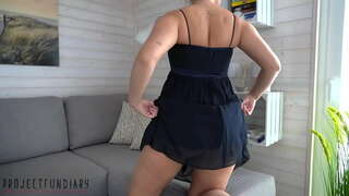 W ciąży gospodyni chce gorącej cipki ze spermą w dupie